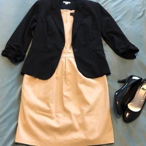 MOSSIMO Tan Ladies Dress w/ pockets🌿